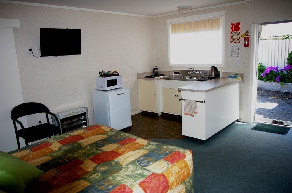 Totara Lodge Motel Levin Exteriör bild